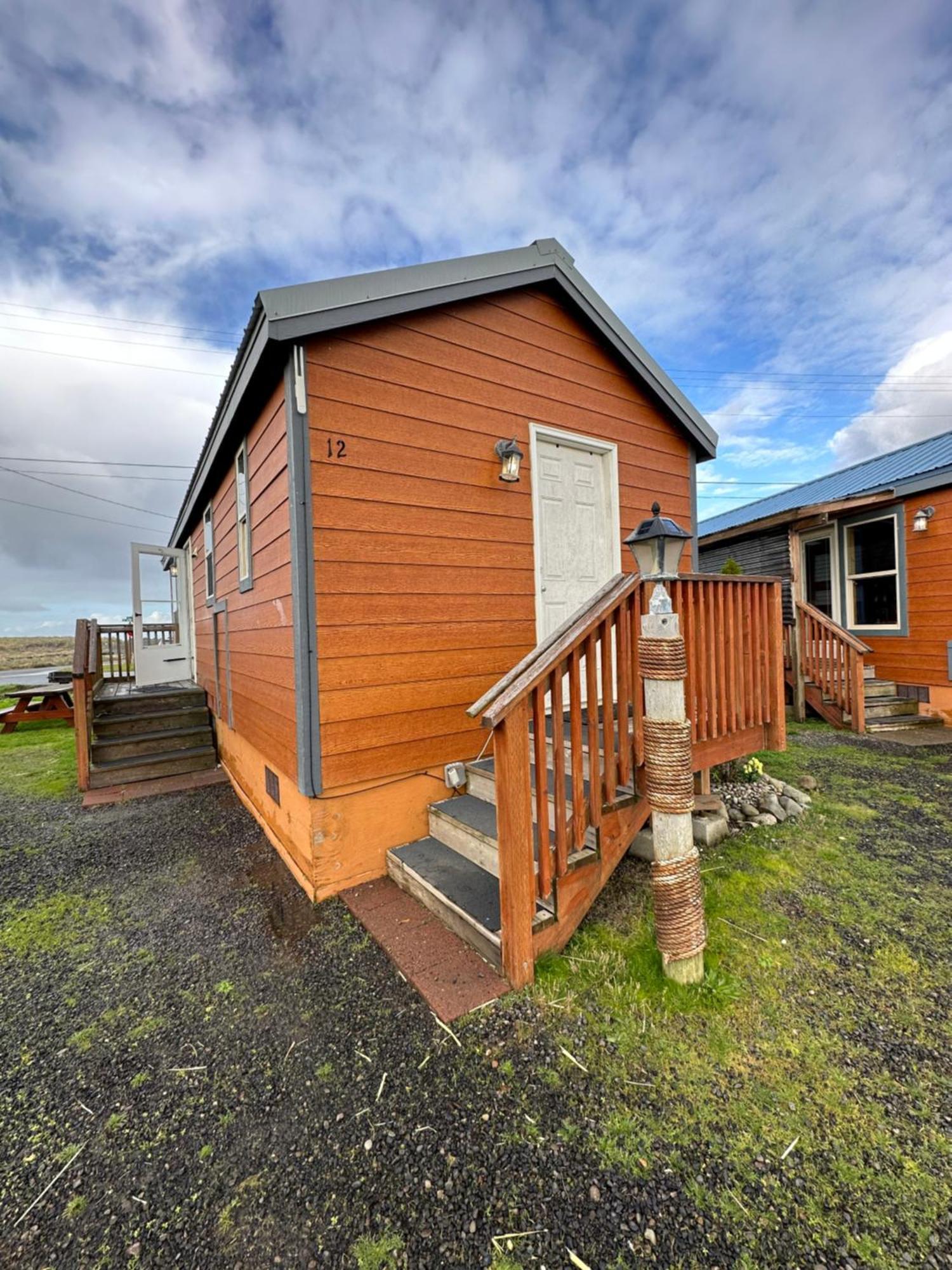 Westport Inn Cabins Екстериор снимка